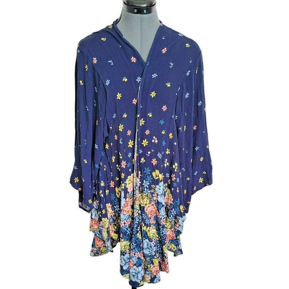 Torrid Navy Blue Floral Open Front Kimono Cardigan Size 1/2 Plus Size Boho